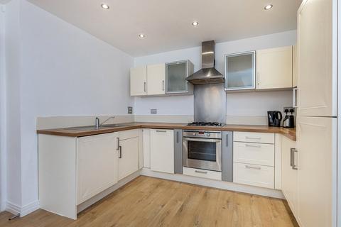 Archers Court, Brighton Road... 2 bed apartment for sale