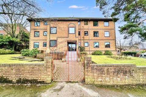 Lower Parkstone, Poole 2 bed flat for sale