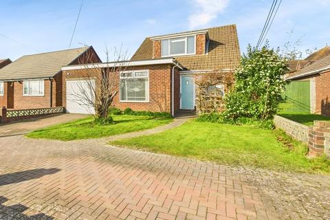 Kevlyn Crescent, Southampton SO31 5 bed detached bungalow for sale