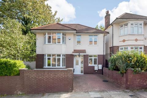 Cheviot Road, West Norwood, SE27 3 bed detached house for sale