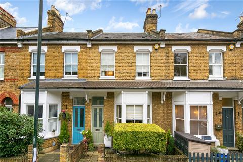 Avenue Road, Hampton 3 bed terraced house for sale