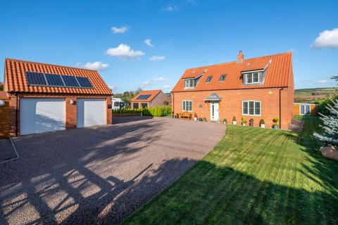 Mill Lane, Scamblesby, Louth 4 bed detached house for sale