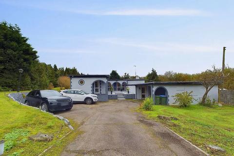 Mill Lane, Pulborough RH20 5 bed detached bungalow for sale