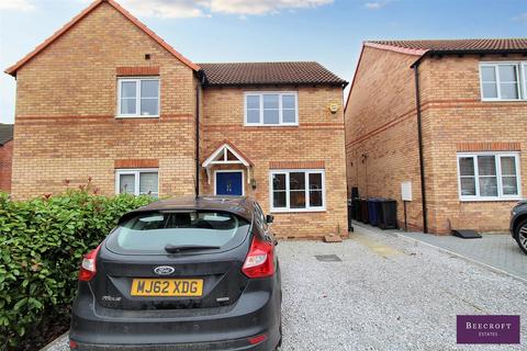 2 bedroom semi-detached house for sale