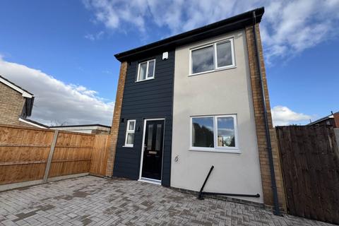 Clayton Drive, Leicester 2 bed detached house for sale