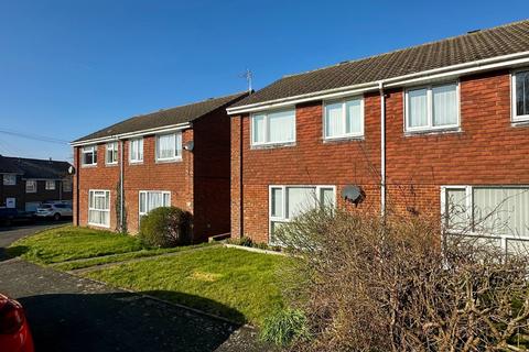 St Francis Close, Deal, Kent, CT14 3 bed semi