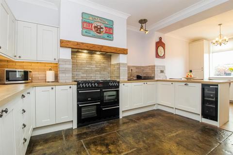 Haigh Lane, Wakefield WF4 4 bed house for sale