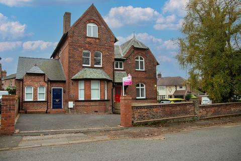 Briar Cottage, Park Road North... 4 bed semi