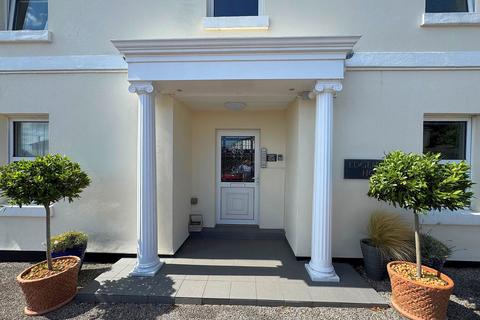 Torquay TQ1 2 bed apartment for sale