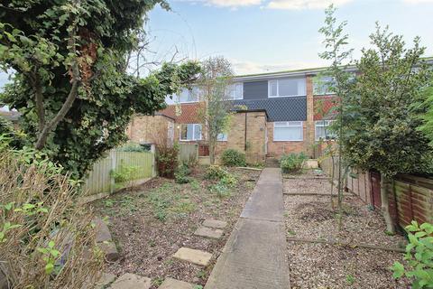 Wollaton Avenue, Gedling, Nottingham 3 bed terraced house for sale