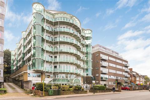 Station Road, New Barnet, EN5 2 bed apartment for sale
