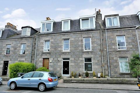 Claremont Place, Aberdeen AB10 2 bed flat for sale