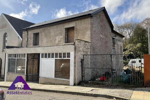 Broad Street Blaenavon Pontypool NP4 9NH 4 bed detached house for sale