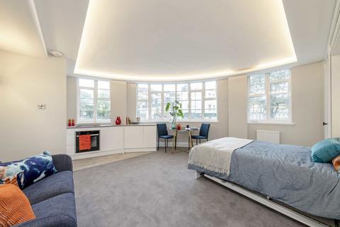 Sloane Avenue, London SW3 Studio for sale
