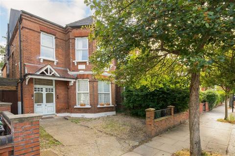 Fordwych Road, London NW2 4 bed flat for sale
