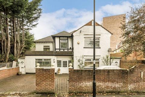 Old Church Lane, Greenford UB6 9 bed house for sale