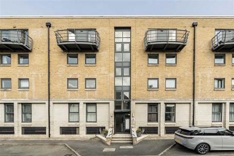 Glaisher Street, London SE8 2 bed flat for sale