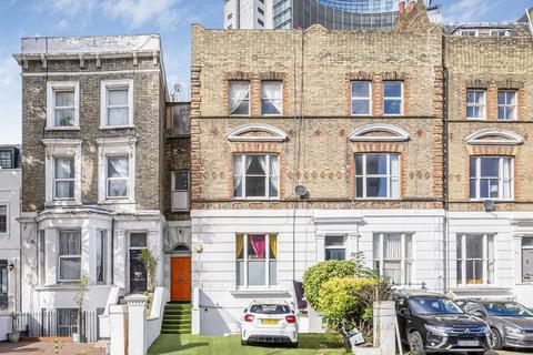 Lillie Road, London SW6 3 bed flat for sale