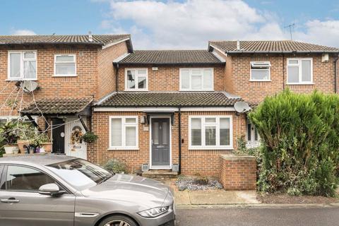 Stevens Close, Hampton TW12 4 bed house for sale