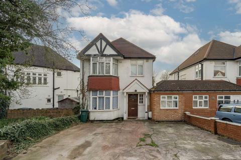 St. Marys Crescent, London NW4 4 bed detached house for sale