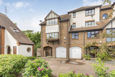 Beaumont Place, Isleworth TW7 5 bed house for sale