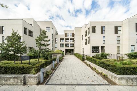 The Avenue, London NW6 4 bed flat for sale