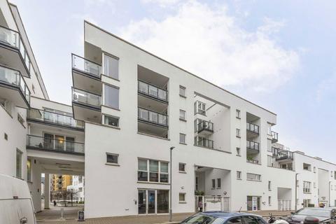 Point Pleasant, London SW18 2 bed flat for sale