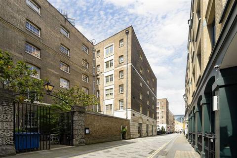 New Street, London EC2M 2 bed flat for sale