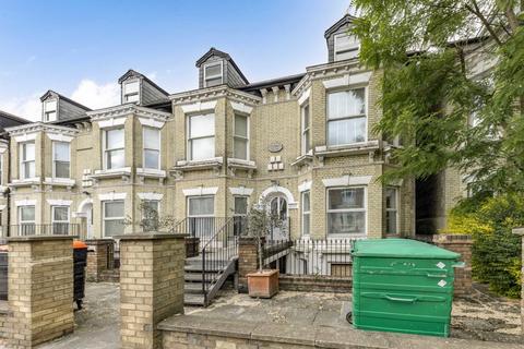 Trinity Road, London SW17 3 bed flat for sale