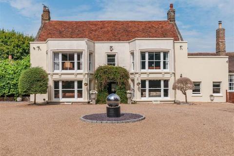 7 bedroom detached house for sale