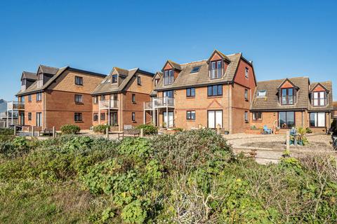 Elmer Road, Bognor Regis, West Sussex 2 bed apartment for sale