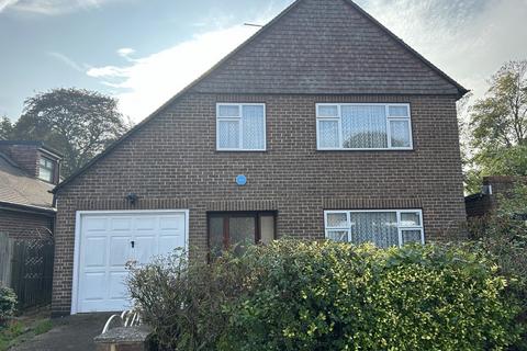 St. Marys Avenue South, Norwood Green... 3 bed detached house for sale