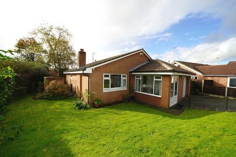 Heath Lane, Chester 3 bed detached bungalow for sale