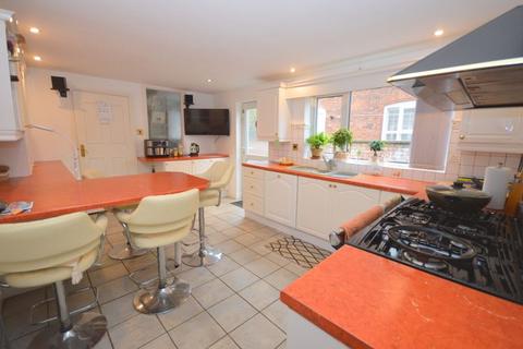 Birchfield Road, Widnes 3 bed terraced house for sale