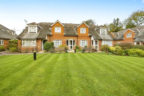 Cherchefelle Mews, Stanmore HA7 2 bed retirement property for sale