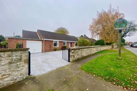 Water Lane, South Witham NG33 3 bed detached bungalow for sale