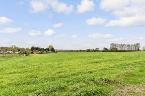 Pratling Street, Aylesford, Kent 2 bed barn conversion for sale