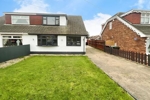 Newstead Avenue, Grimsby DN36 4 bed bungalow for sale