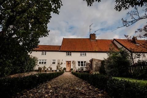 Debenham 3 bed cottage for sale