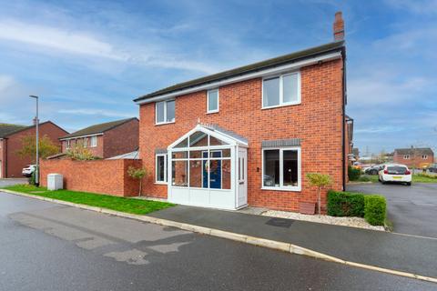 Howdle Road, Burntwood, WS7 3 bed detached house for sale