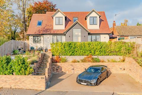 Musley Lane, Ware SG12 3 bed detached house for sale