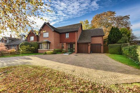 Brooklands Drive, Gedling, Nottingham 4 bed detached house for sale