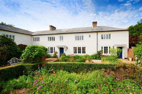 Well Cottage, Hollingbourne House... 4 bed semi