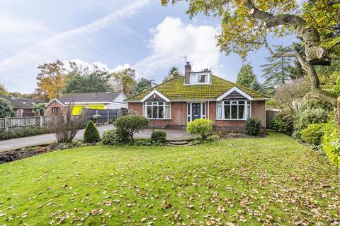 Longdale Lane, Nottingham NG15 3 bed detached bungalow for sale