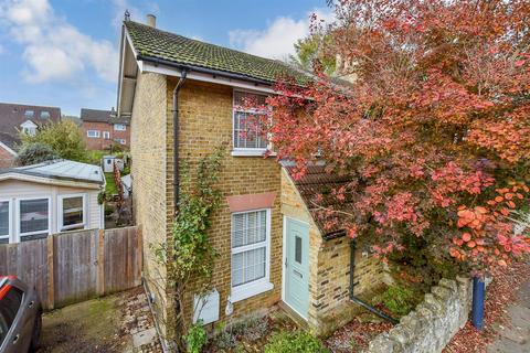 London Road, Maidstone, Kent 2 bed semi