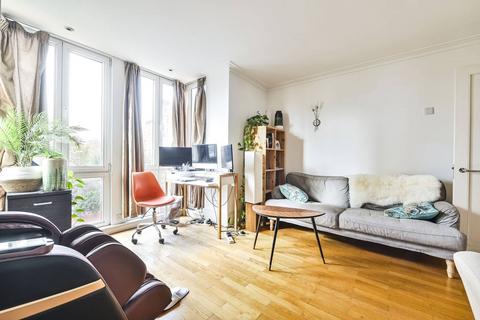 Coleridge Gardens, Chelsea, London, SW10 1 bed flat for sale