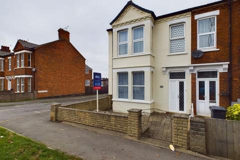 122 Wainfleet Road, Skegness 4 bed semi
