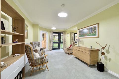 St. Clements Hill, Truro 2 bed apartment for sale