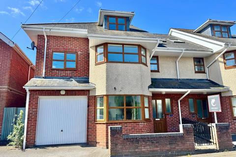 Lower Buckland Road, Lymington... 4 bed semi