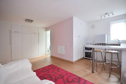 Elmley Close, Beckton, London, E6 Studio for sale